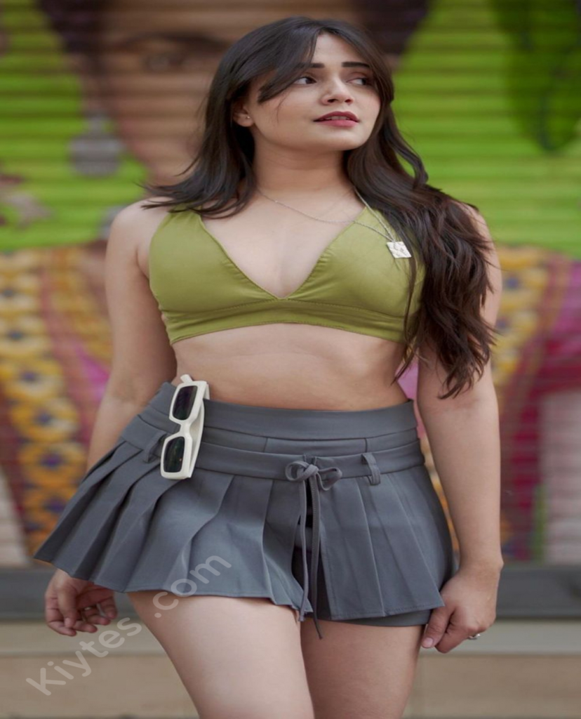 call Girl in Darjeeling